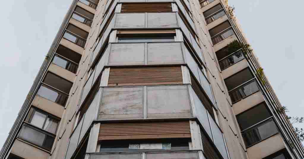 Why Is Independent Floor Residential Unit Considered Underrated? 9 21