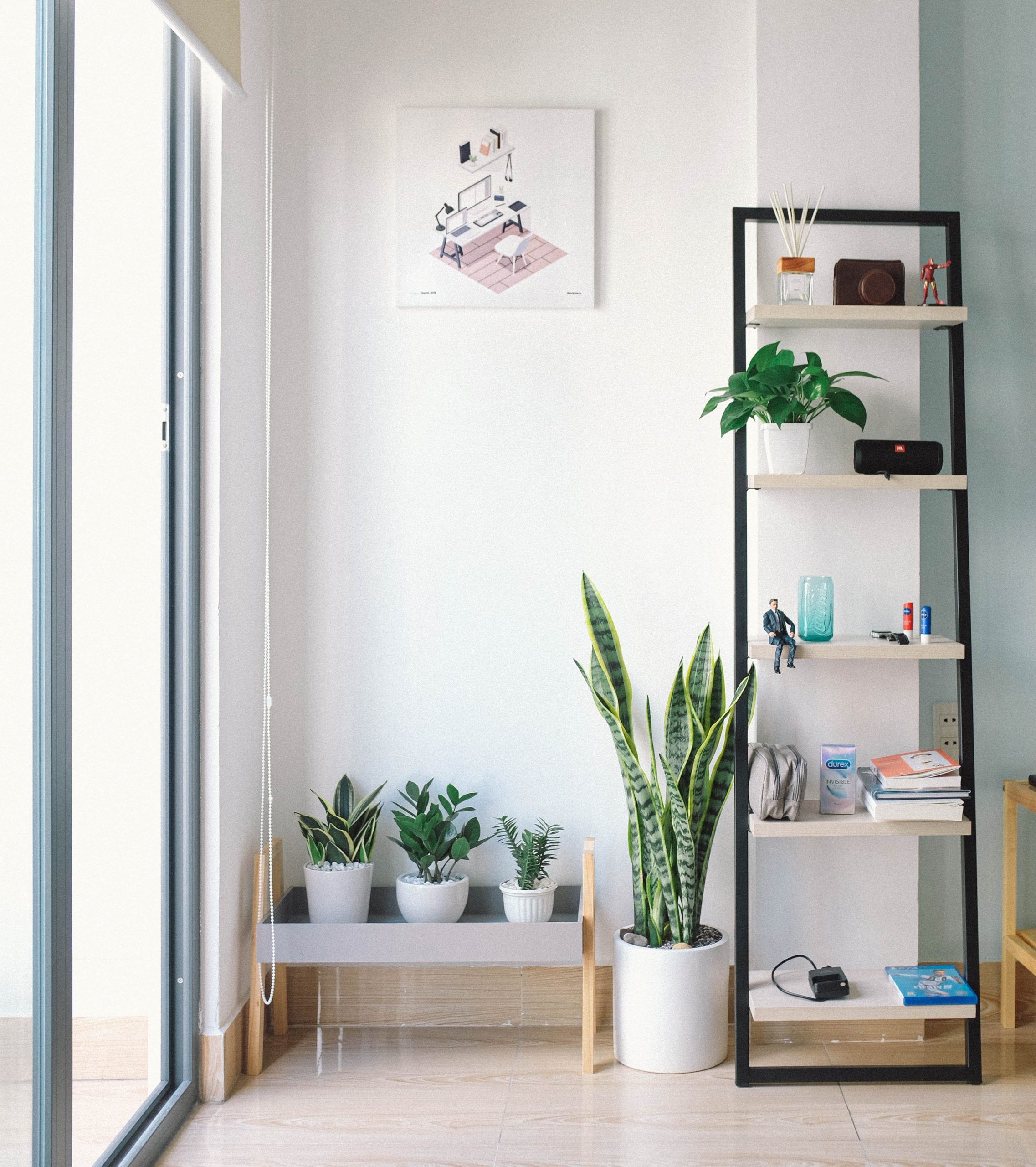 9 Space Saving Tips To Get More Out Of Your Home! 15 space saving of your home using plants