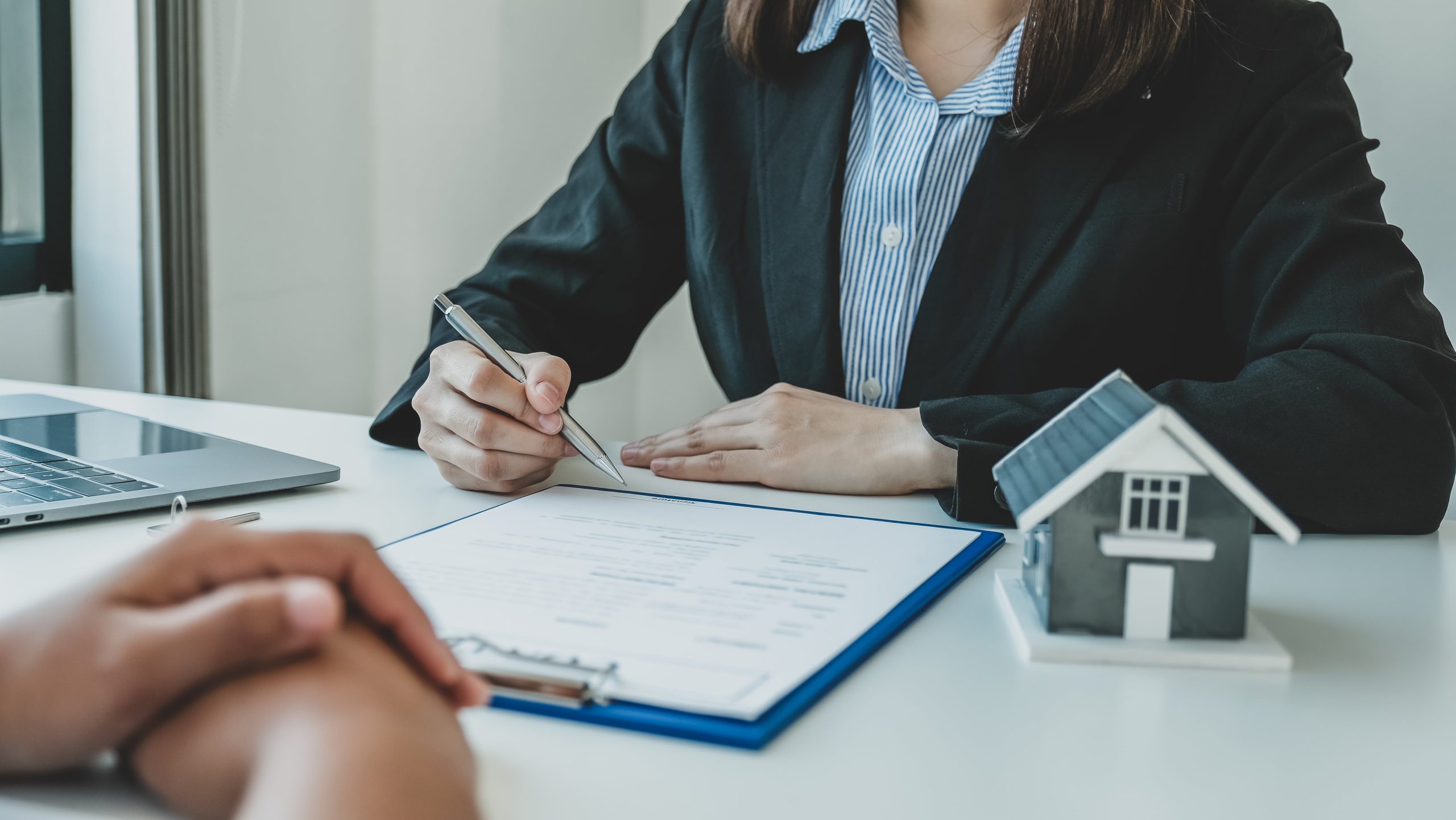 How to determine the rental value of a property! 5 property management services | rental value of a property
